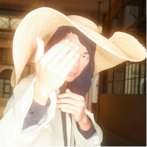 Howie Lee3.jpg